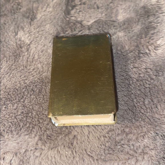 Brass and Glass Vintage Ashtray With Match Holder. - Picture 2 of 4